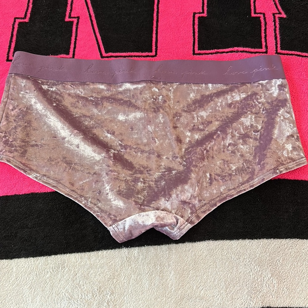 PINK Victoria’s Secret Boy Shortd - Picture 2 of 3